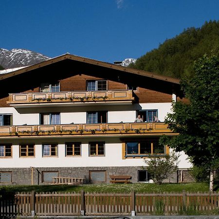 Ferienhaus Alpina Kals am Grossglockner Ngoại thất bức ảnh